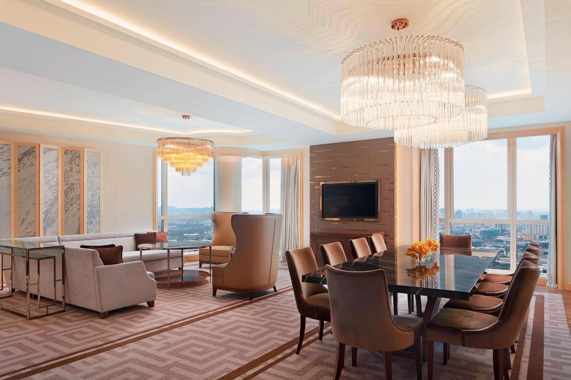 Sheraton Petaling Jaya Hotel Ngoại thất bức ảnh The Westin Club Lounge at Westin Hyderabad