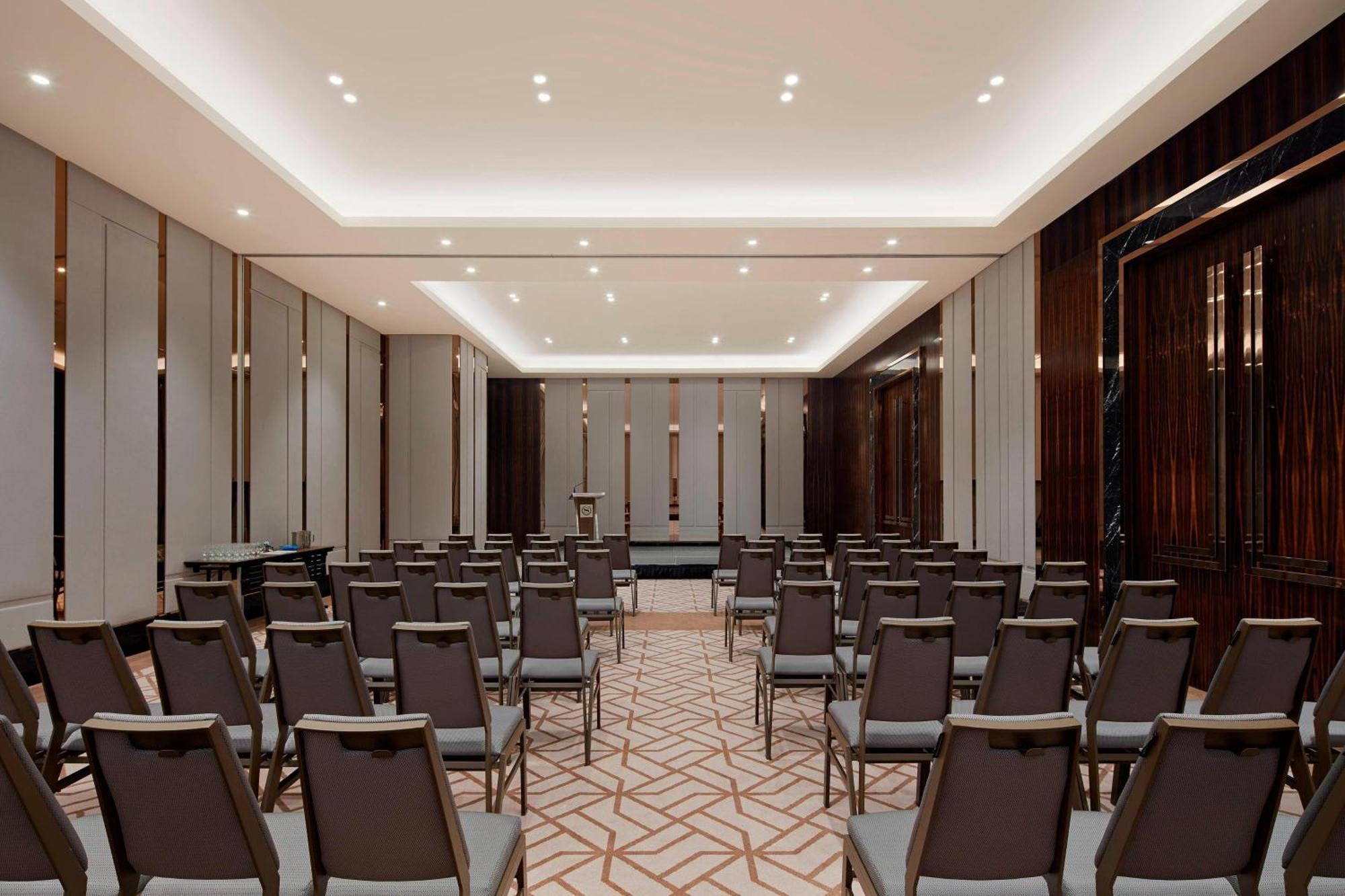 Sheraton Petaling Jaya Hotel Ngoại thất bức ảnh The ballroom